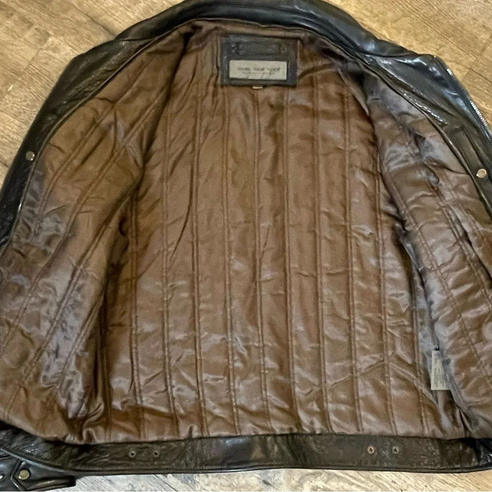 Andrew Marc New York Pebbled Black Leather Jacket - Picture 4 of 16